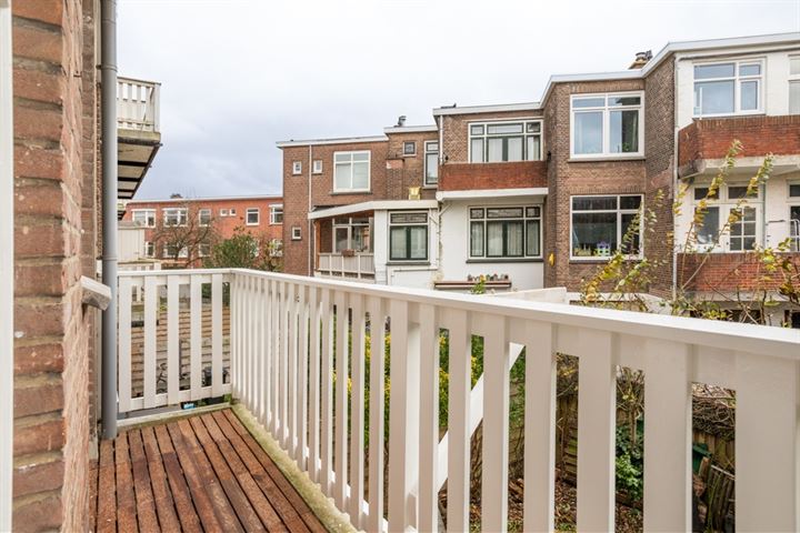 View photo 32 of Loudonstraat 46