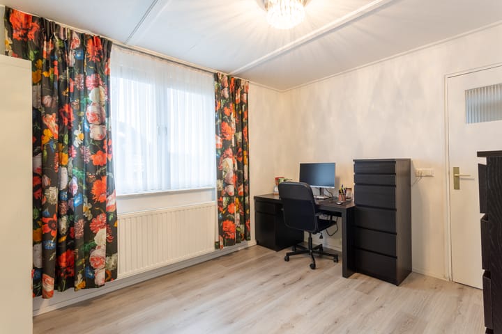 Foto 15 van Pastoor Tijssenstraat 1