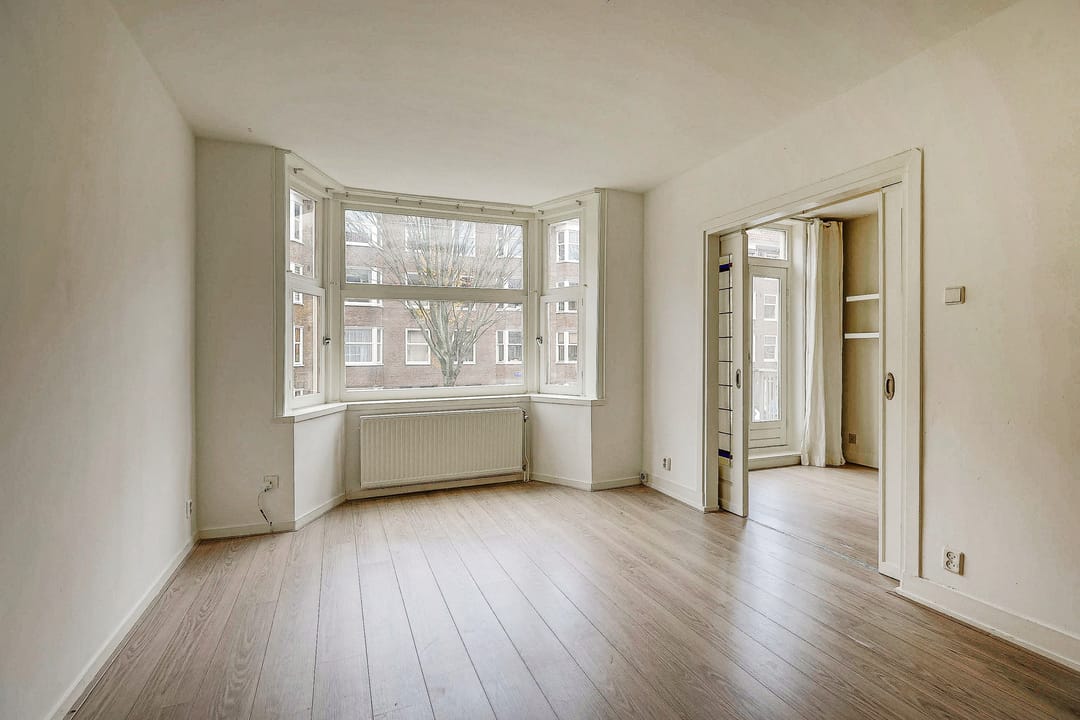 Photo 2 of Van Walbeeckstraat 3-1