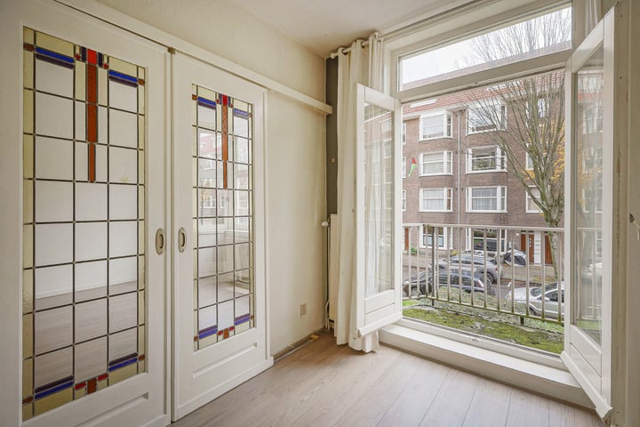 View photo 9 of Van Walbeeckstraat 3-1