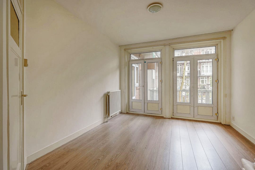 Photo 13 of Van Walbeeckstraat 3-1