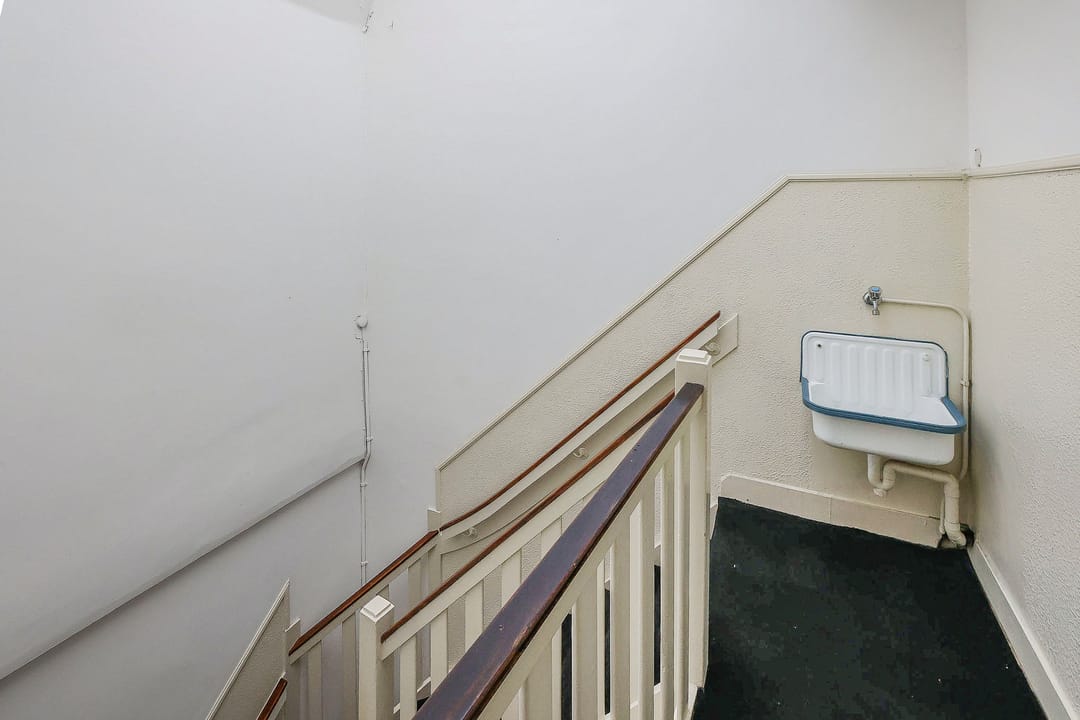 Photo 26 of Van Walbeeckstraat 3-1