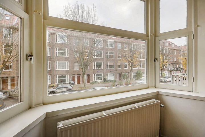 View photo 3 of Van Walbeeckstraat 3-1