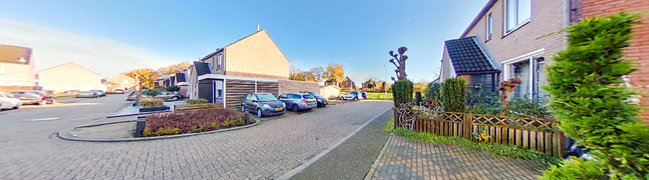 Bekijk 360° foto van Voortuin van Eessenkamp 91