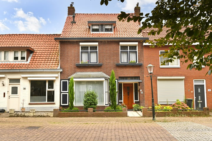 Bekijk foto 1 van Achterstraat 28