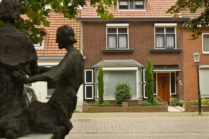 Bekijk foto 3 van Achterstraat 28