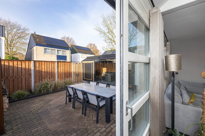 Foto 19 van Burcht 70