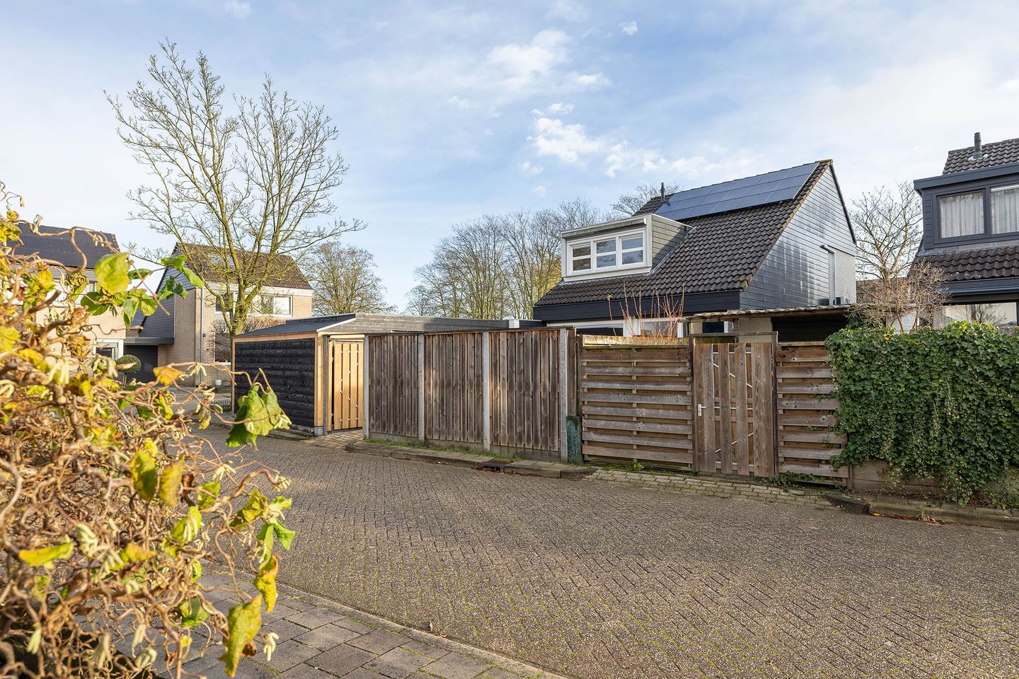 Foto 25 van Burcht 70