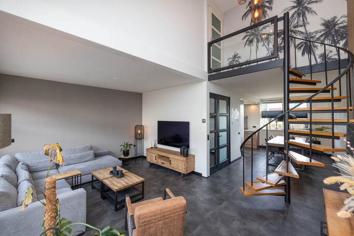 Foto 9 van Burcht 70