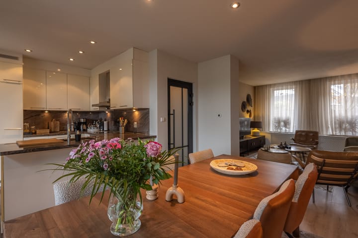 Foto 11 van Julianastraat 23