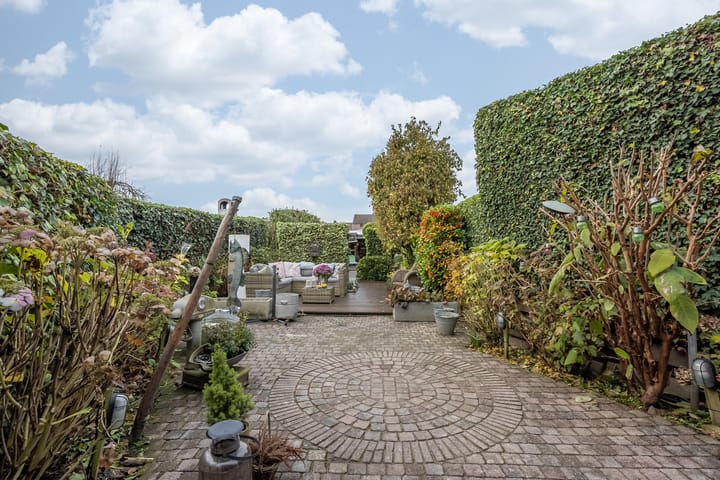 Foto 28 van Julianastraat 23