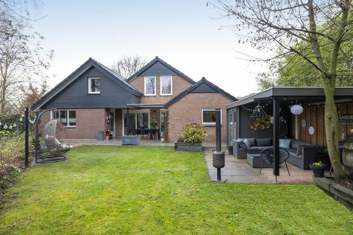 Foto 29 van Kees van Baarenstraat 3