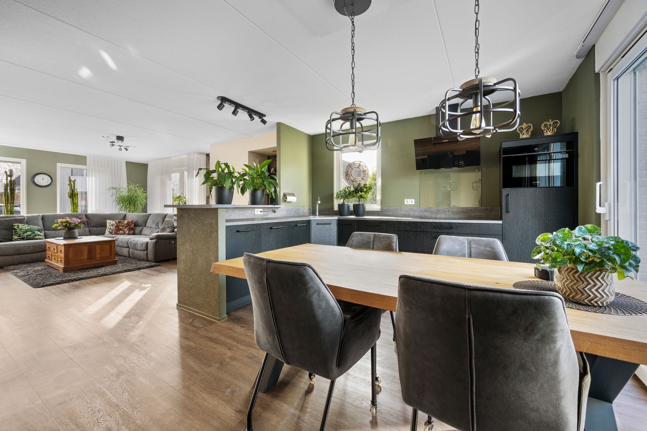 Foto 15 van Valkruid 20