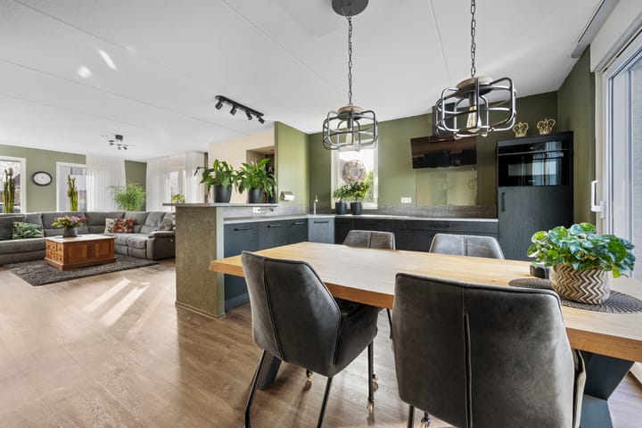 Foto 15 van Valkruid 20