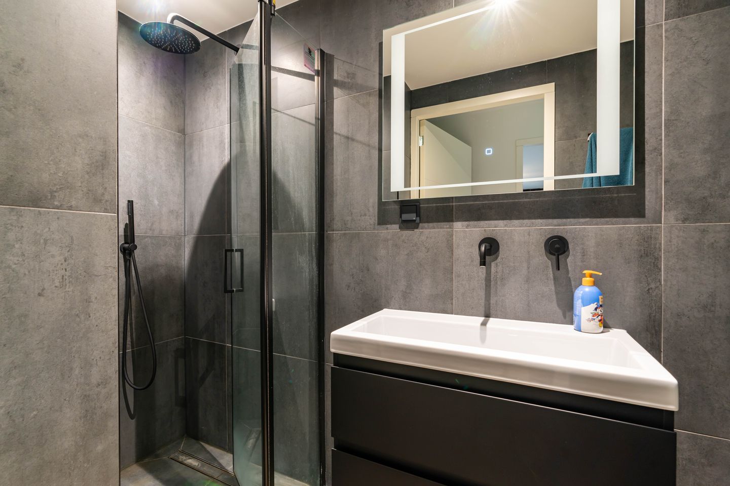 Photo 19 of Derde Werelddreef 31