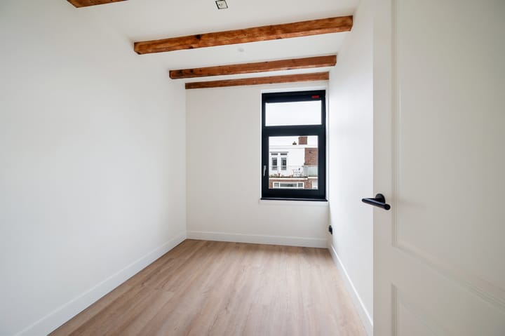 Foto 15 van Wouwerlaan 15-A