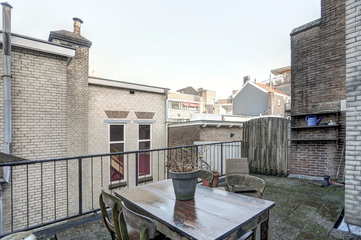 Bekijk foto 15 van van Broeckhuysenstraat 44-A