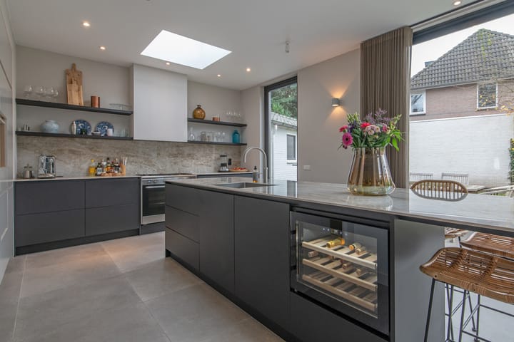 Foto 10 van Burgemeester Uijenstraat 36