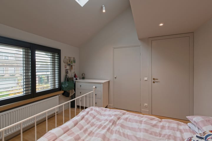 Foto 24 van Burgemeester Uijenstraat 36