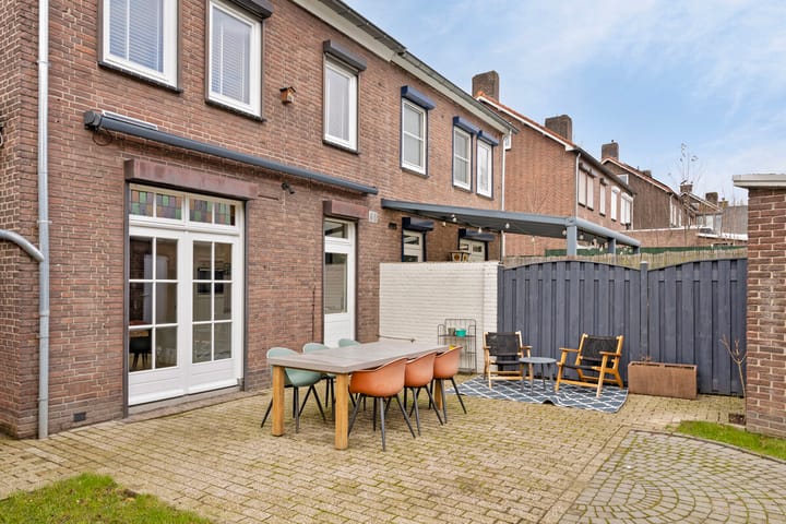 Foto 4 van Heuvelweg 4