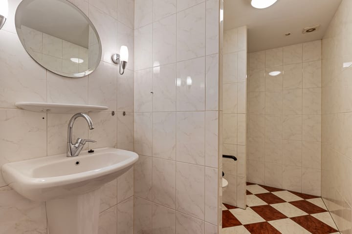 Photo 14 of Angerensteinstraat 9