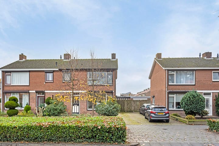 Foto 47 van Willibrordusweg 66