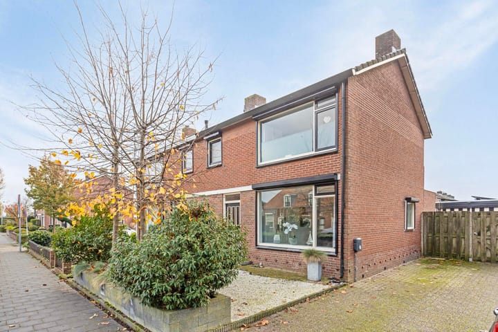 Foto 43 van Willibrordusweg 66