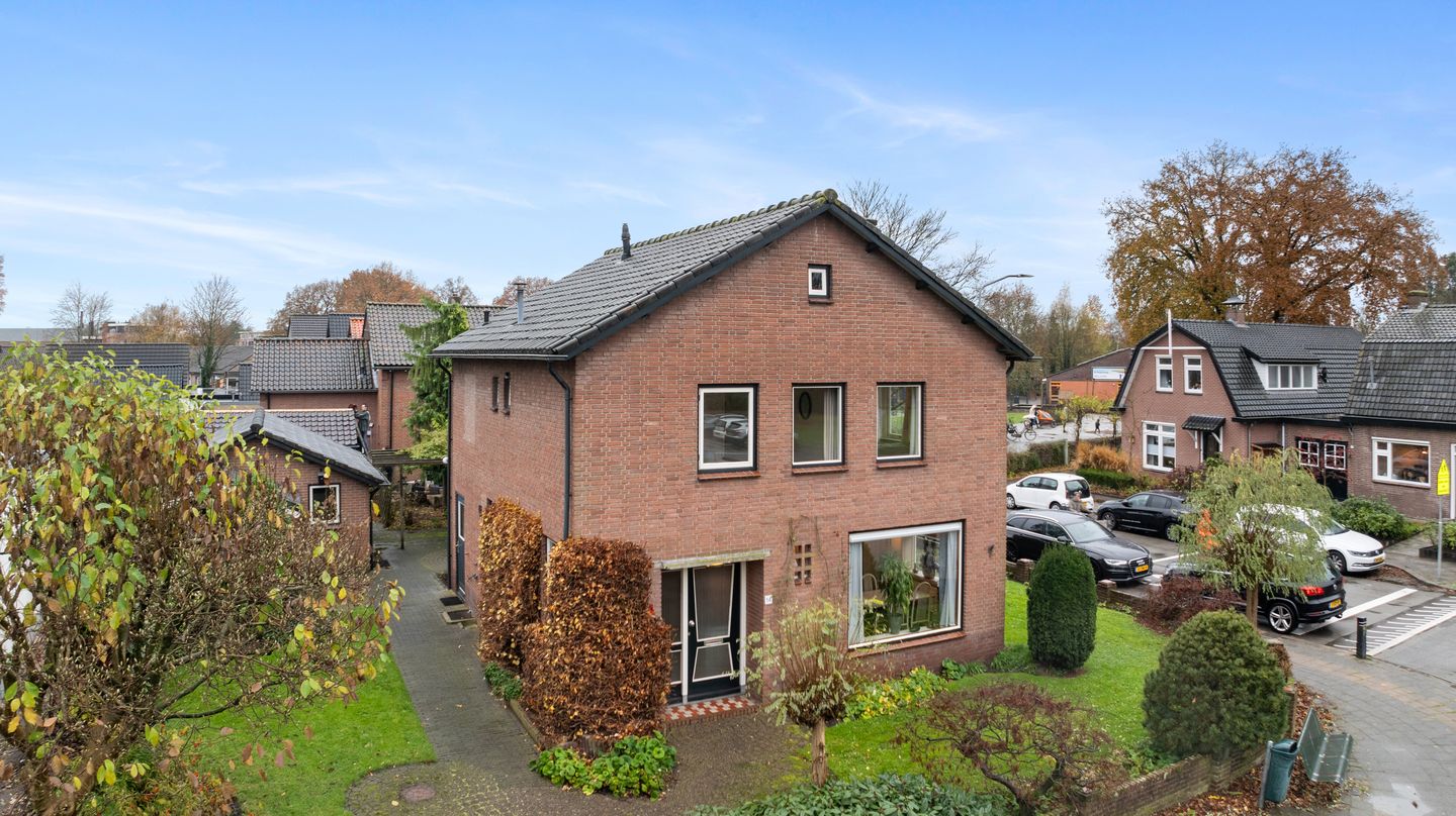 Foto 1 van Koninginnelaan 14