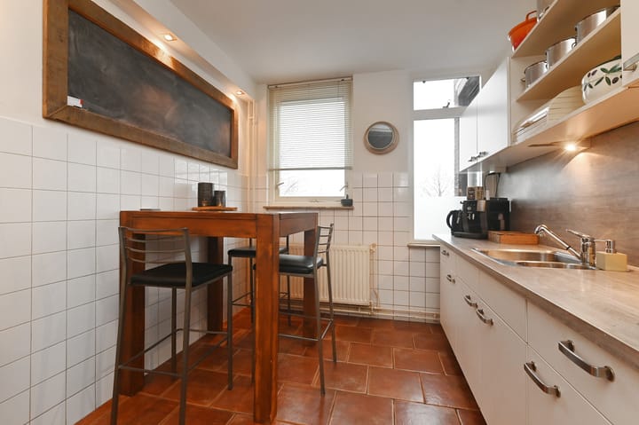 Foto 11 van John Rädeckerkade 65