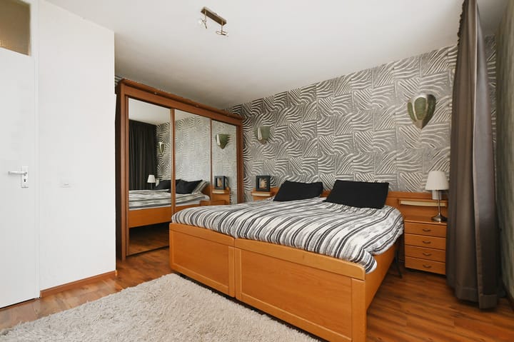 Foto 15 van John Rädeckerkade 65