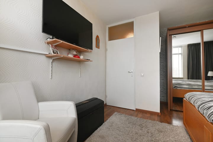 Foto 17 van John Rädeckerkade 65