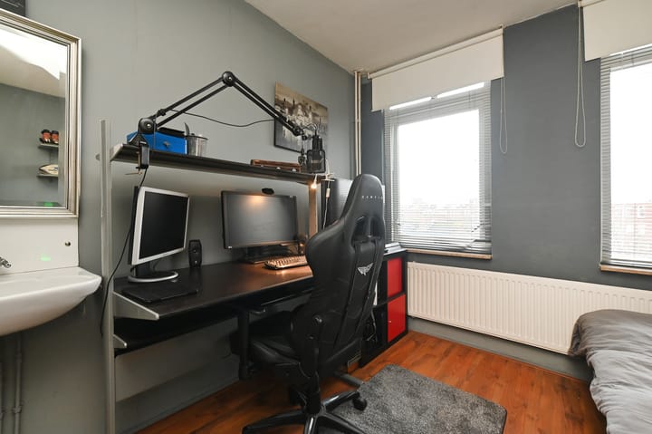 Foto 18 van John Rädeckerkade 65