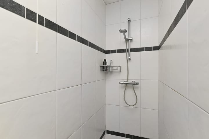 Foto 22 van John Rädeckerkade 65