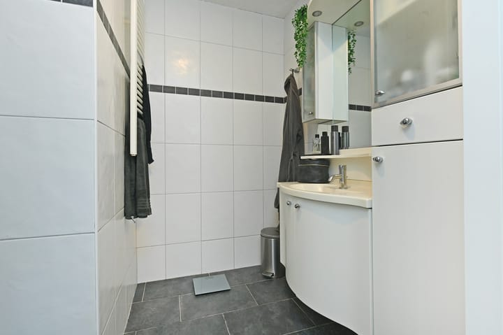 Foto 25 van John Rädeckerkade 65