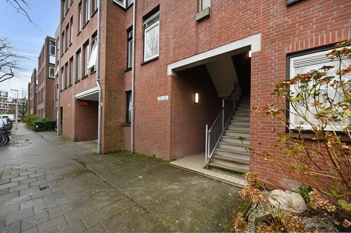 Foto 42 van John Rädeckerkade 65