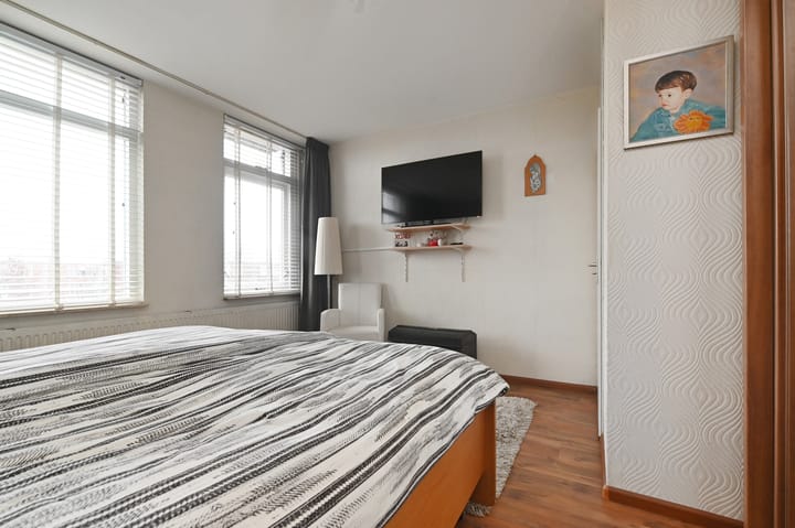 Foto 16 van John Rädeckerkade 65