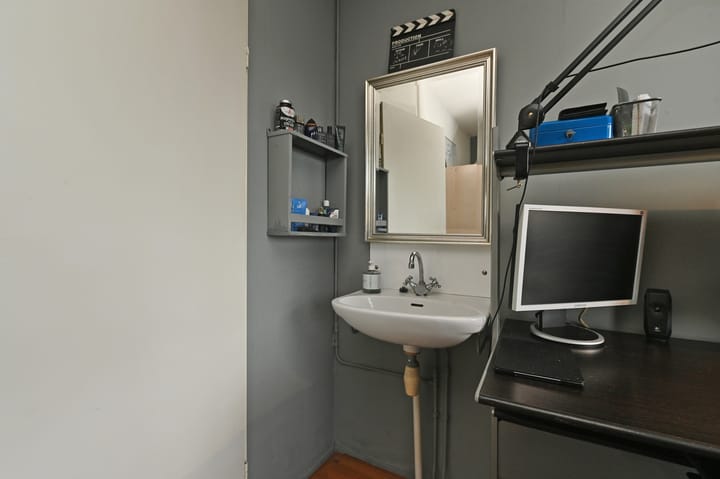 Foto 19 van John Rädeckerkade 65