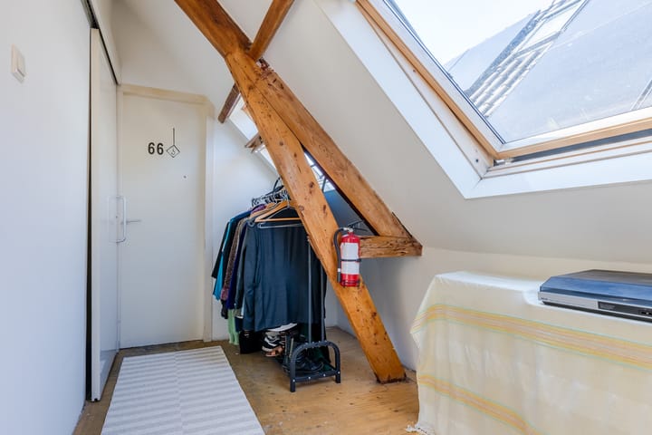 Photo 25 of Overschiesestraat 58