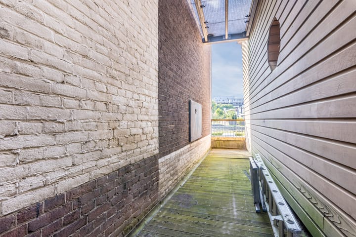 Photo 30 of Overschiesestraat 58