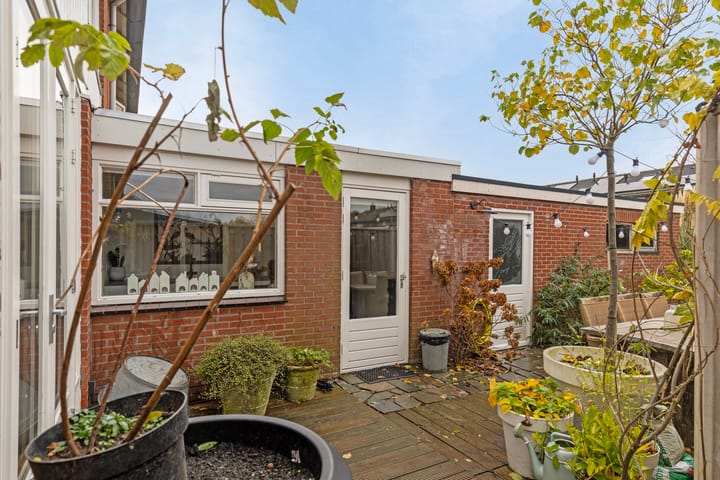 Foto 25 van van Kuijkstraat 11