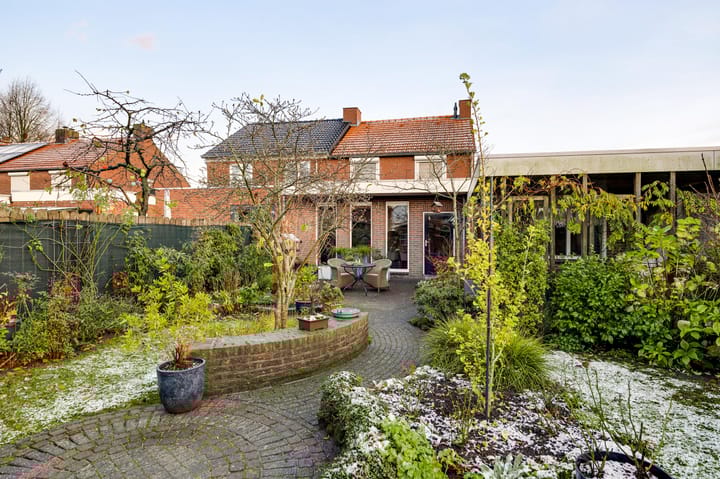 Foto 37 van Bernhardstraat 35