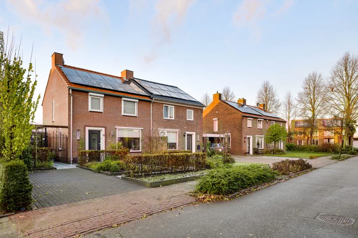 Foto 42 van Bernhardstraat 35