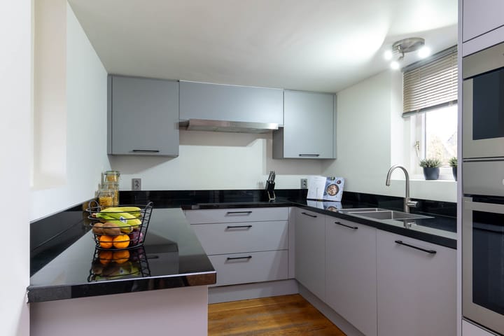 Photo 3 of Kamille 11