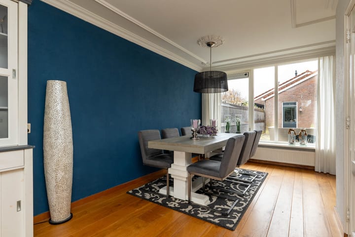 Photo 16 of Kamille 11