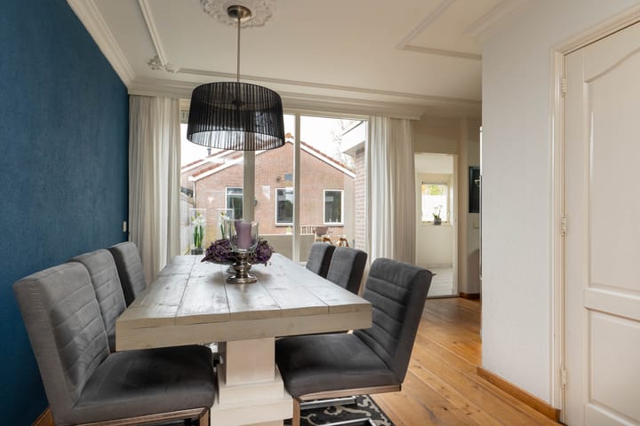 Photo 17 of Kamille 11