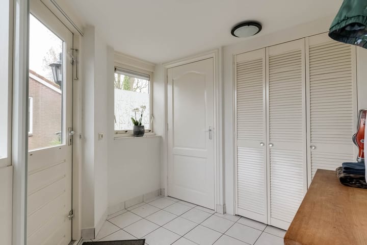 Photo 21 of Kamille 11