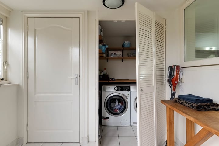 Photo 23 of Kamille 11