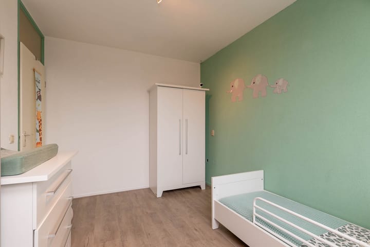 Photo 33 of Kamille 11