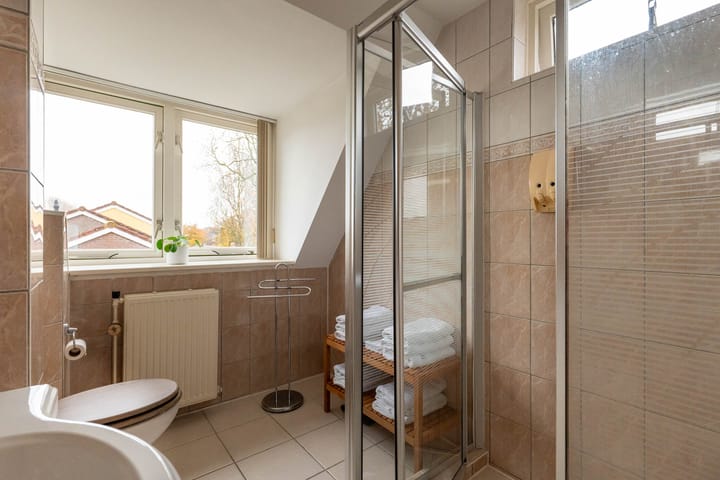 Photo 34 of Kamille 11