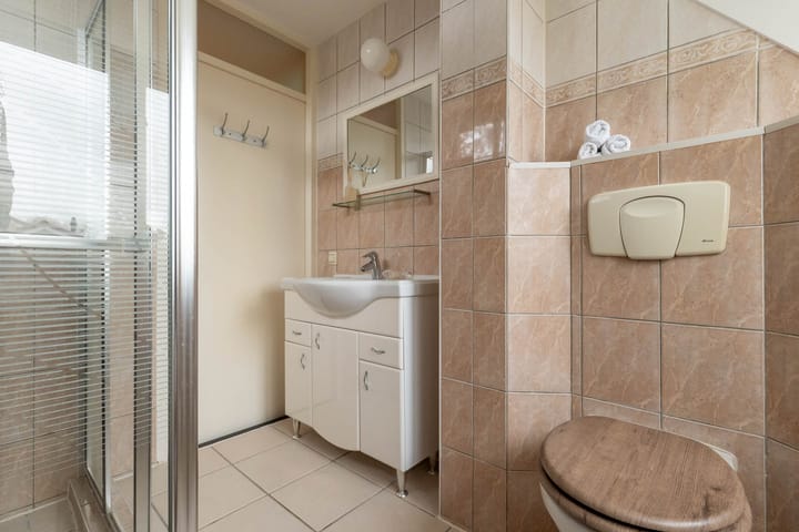 Photo 37 of Kamille 11